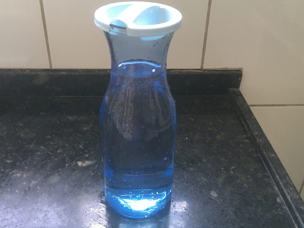 IMG 4365 1024x768 - Água Solarizada Azul